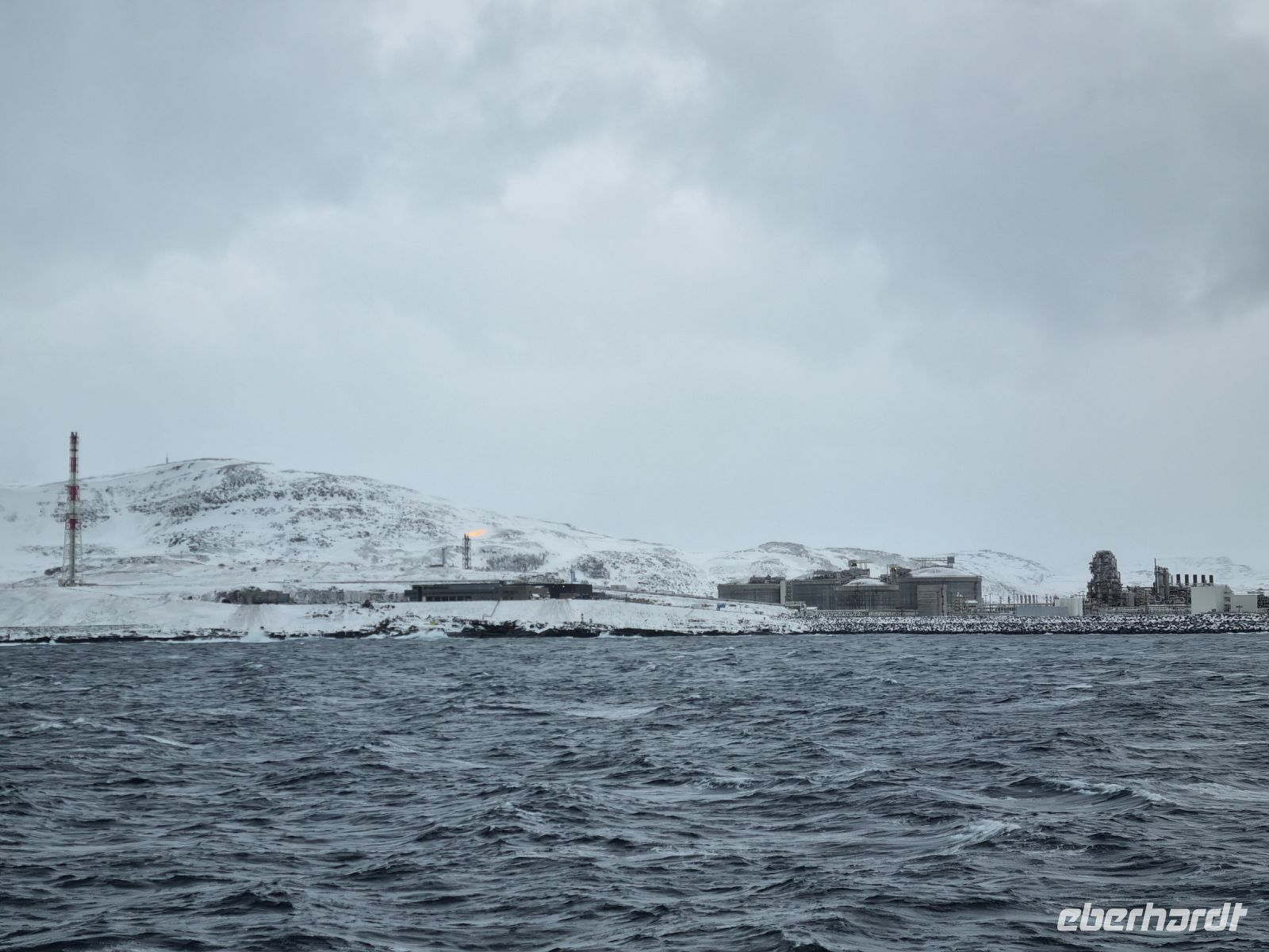 ...nördlich von Hammerfest - Insel Melkøya (Erdgasverflüssigungsanlage)