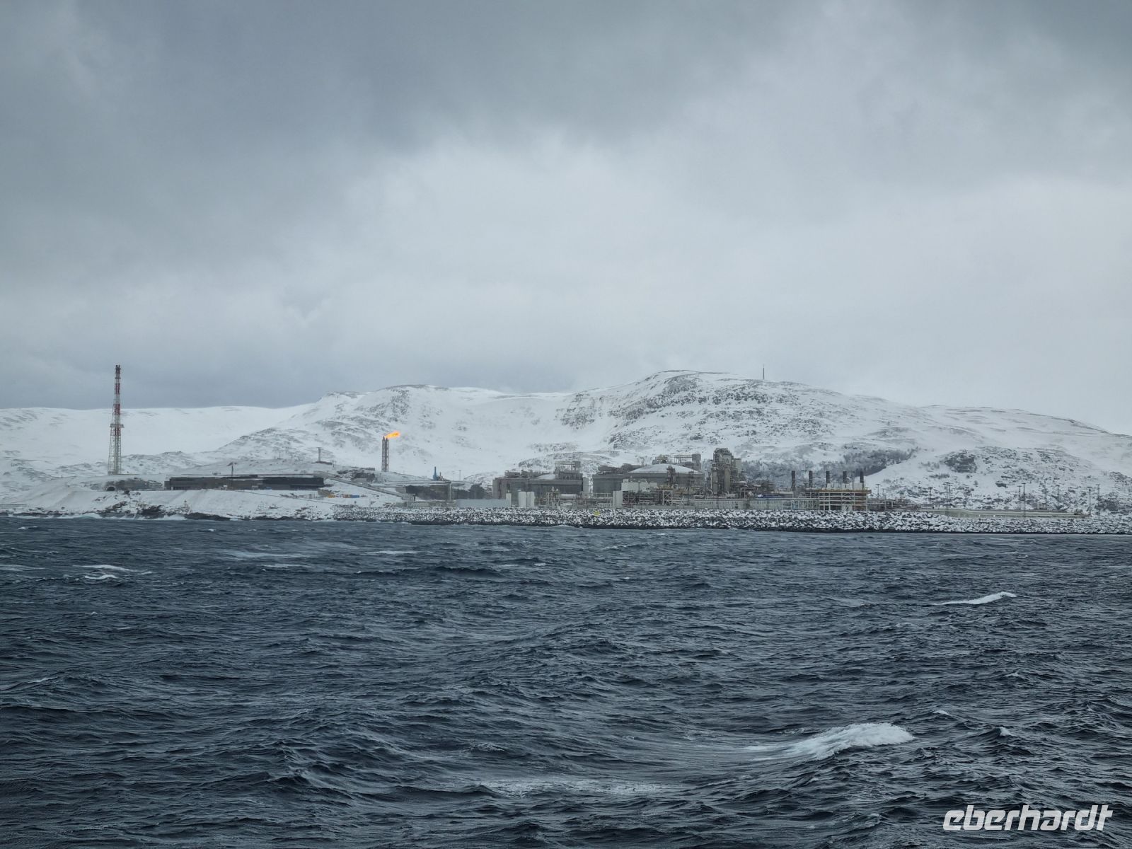 ...nördlich von Hammerfest - Insel Melkøya (Erdgasverflüssigungsanlage)
