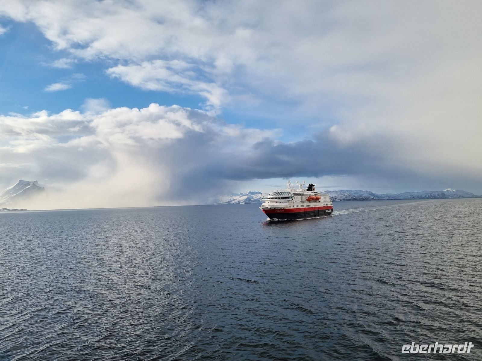 ...unterwegs zwischen Ørnes und Nesna... - Treffen mit der nordwärts gehenden 