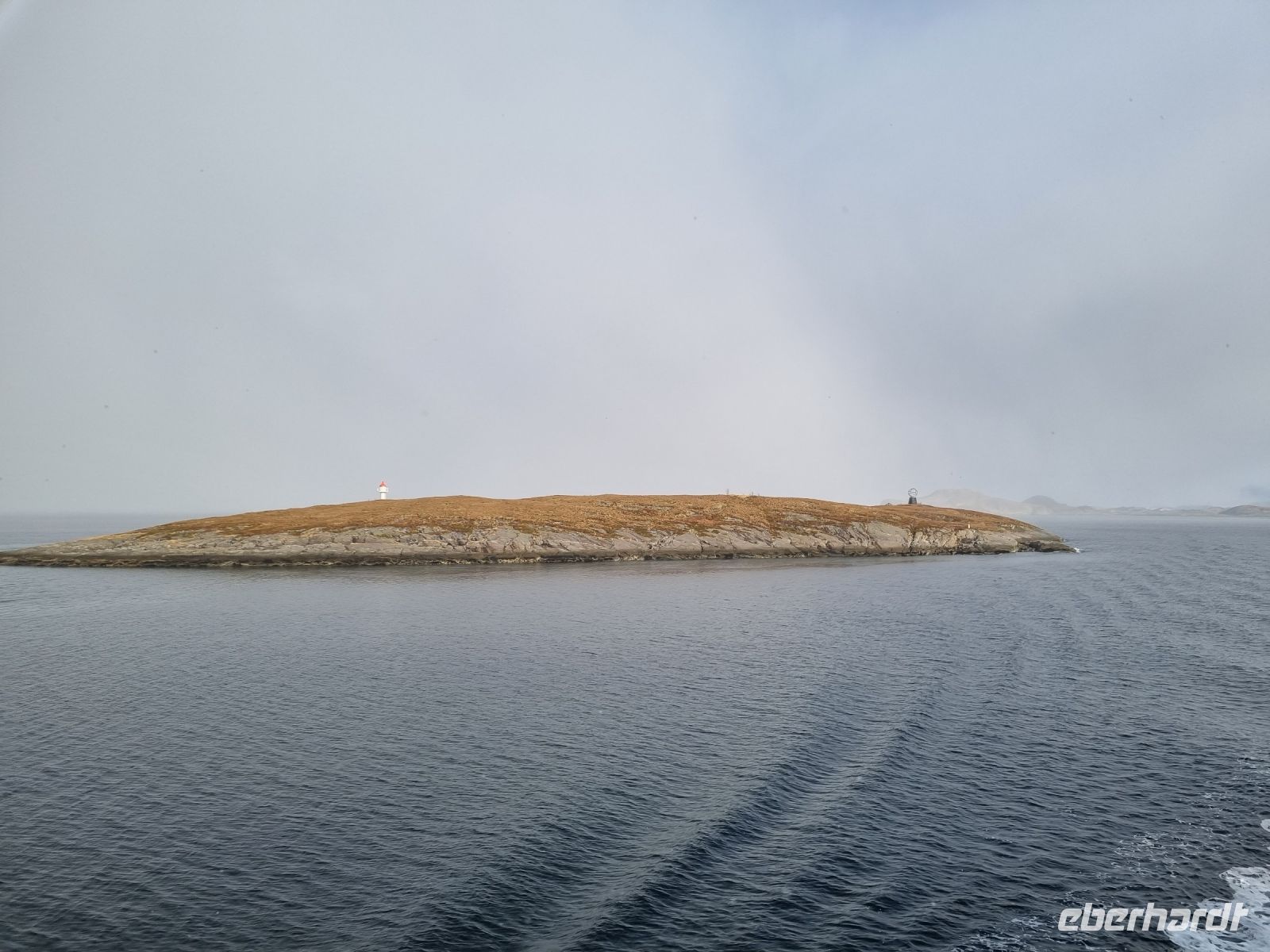 Insel Vikingen - Überquerung des Polarkreises auf 66,5 Grad nördlicher Breite