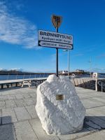 Brønnøysund - geographischer Mittelpunkt Norwegens 