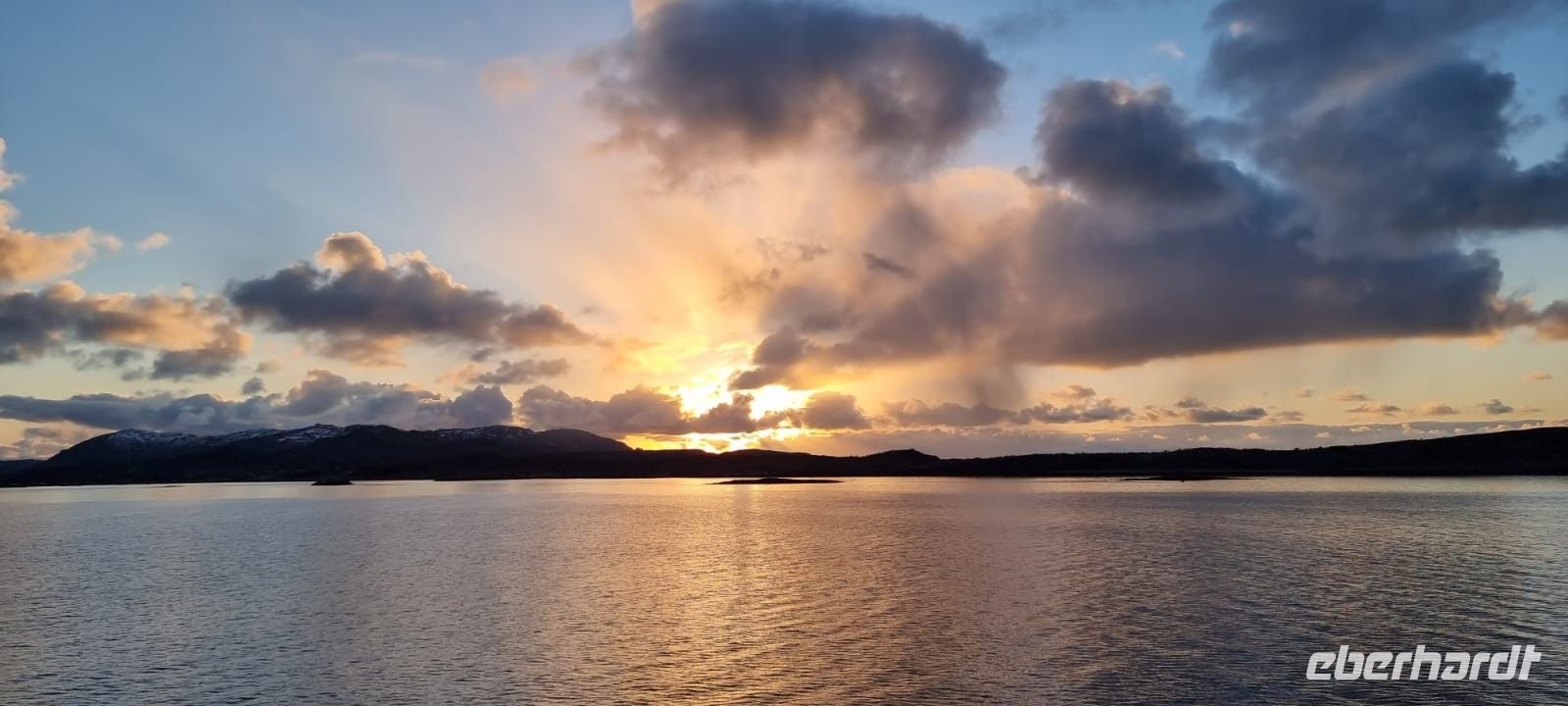 Helgelandküste - Sonnenuntergang zwischen Brønnøysund und Rørvik 