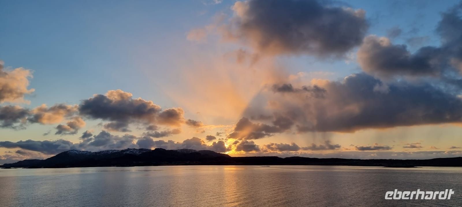 Helgelandküste - Sonnenuntergang zwischen Brønnøysund und Rørvik