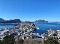 Tag 2 - Blick auf Ålesund vom Berg Aksla.jpg