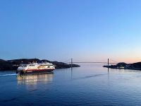 Tag 3 - Treffen mit der MS Trollfjord.jpg