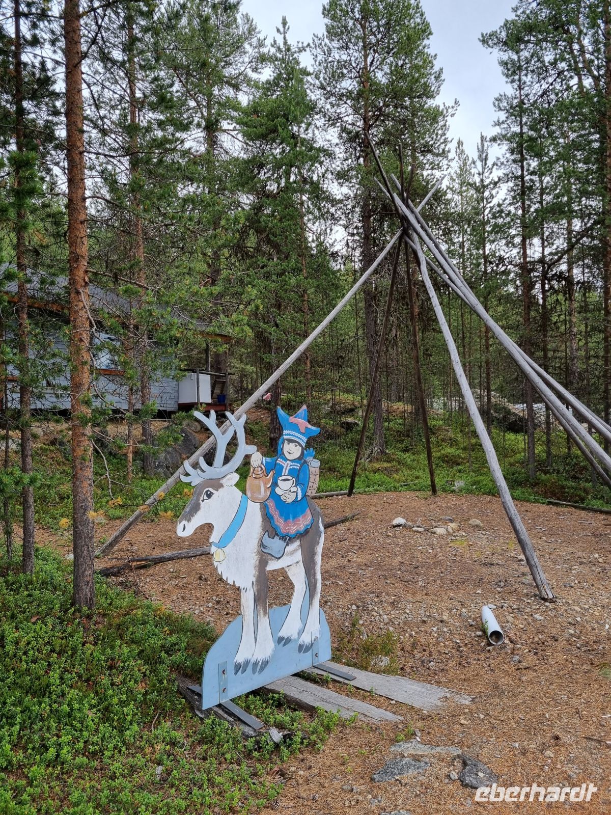 Bärenhöhle (Karhunpesäkivi) bei Inari