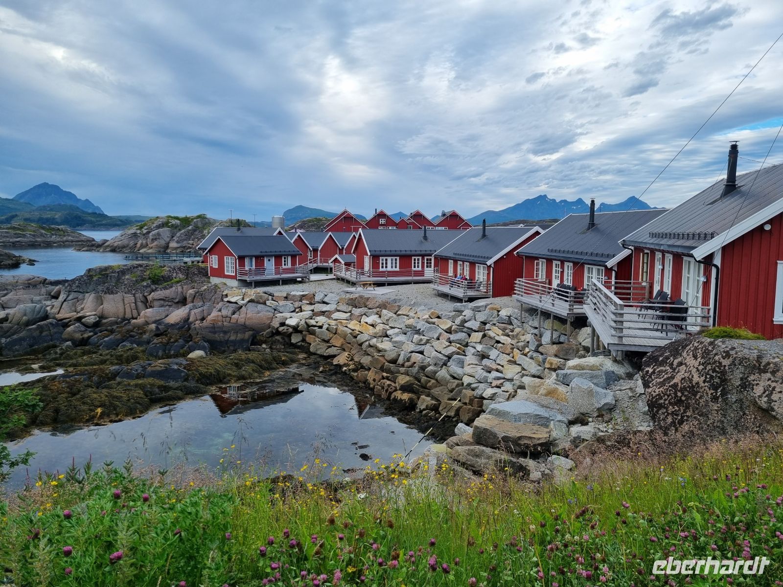 Statles Rorbusenter in Mortsund