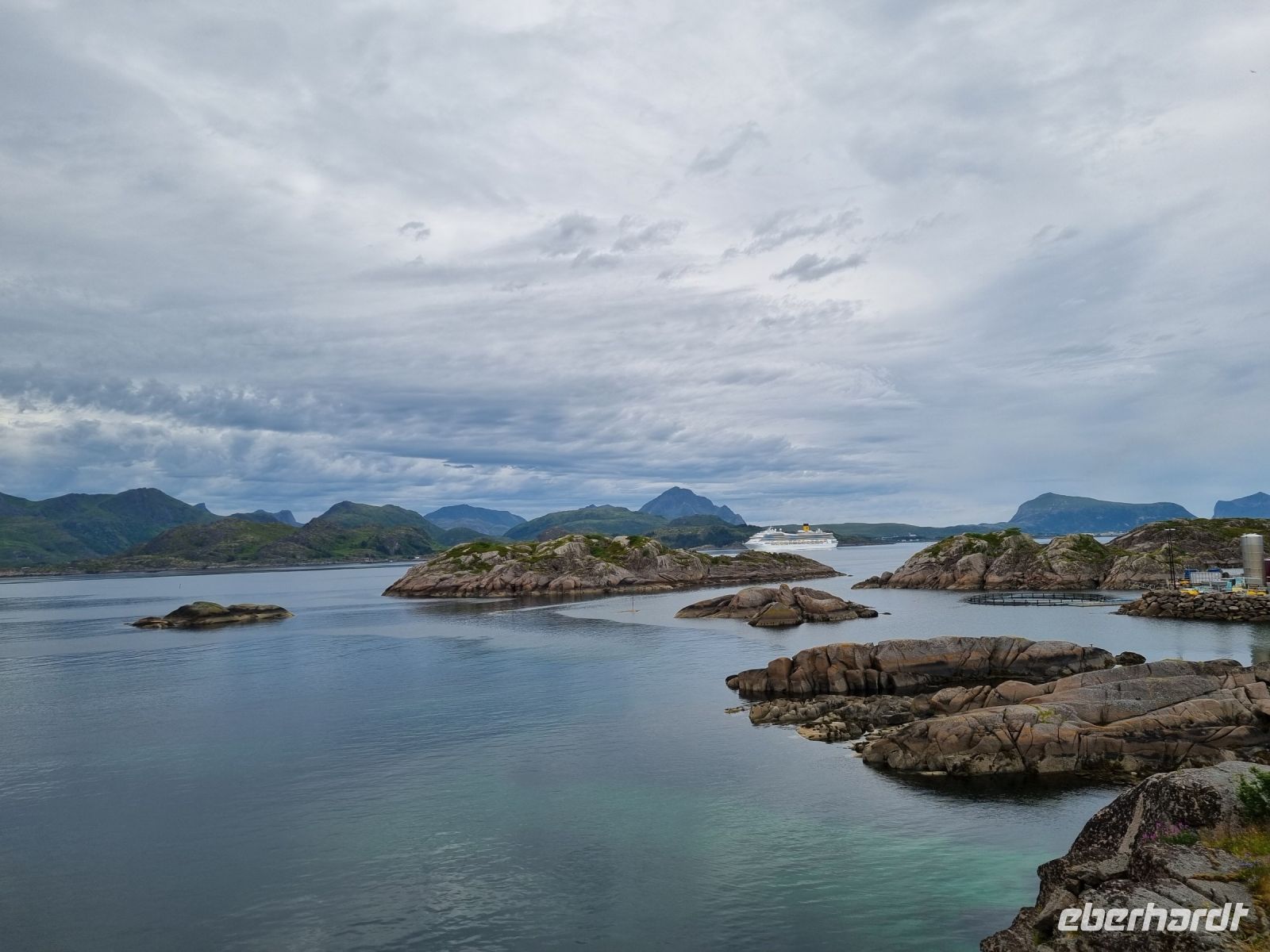 Statles Rorbusenter in Mortsund