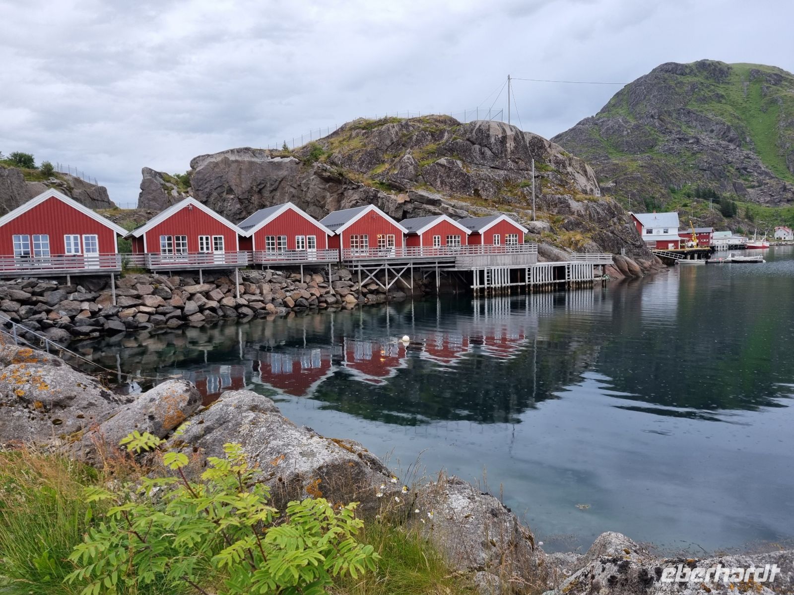 Statles Rorbusenter in Mortsund