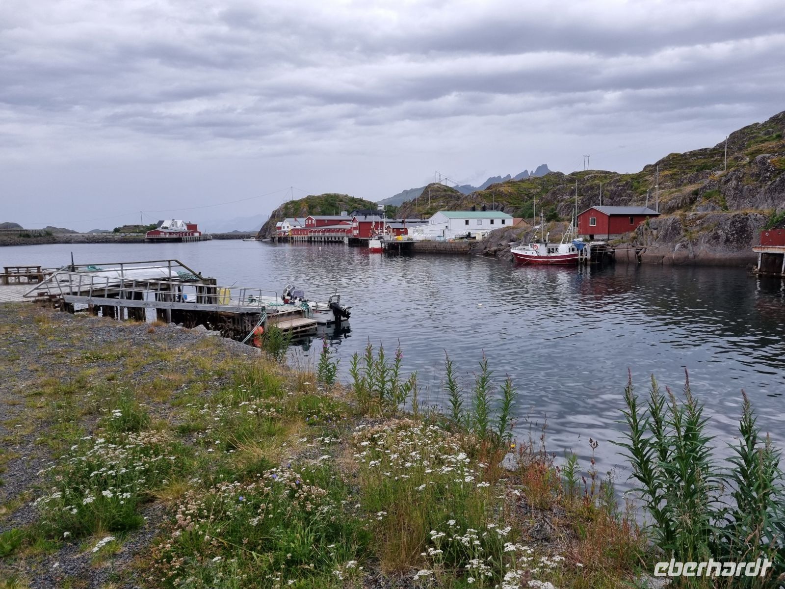 Statles Rorbusenter in Mortsund