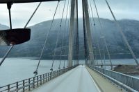 Helgelandsbrücke über den Leirfjorden an der Helgelandskysten