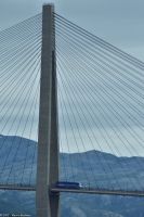 Helgelandsbrücke über den Leirfjorden an der Helgelandskysten