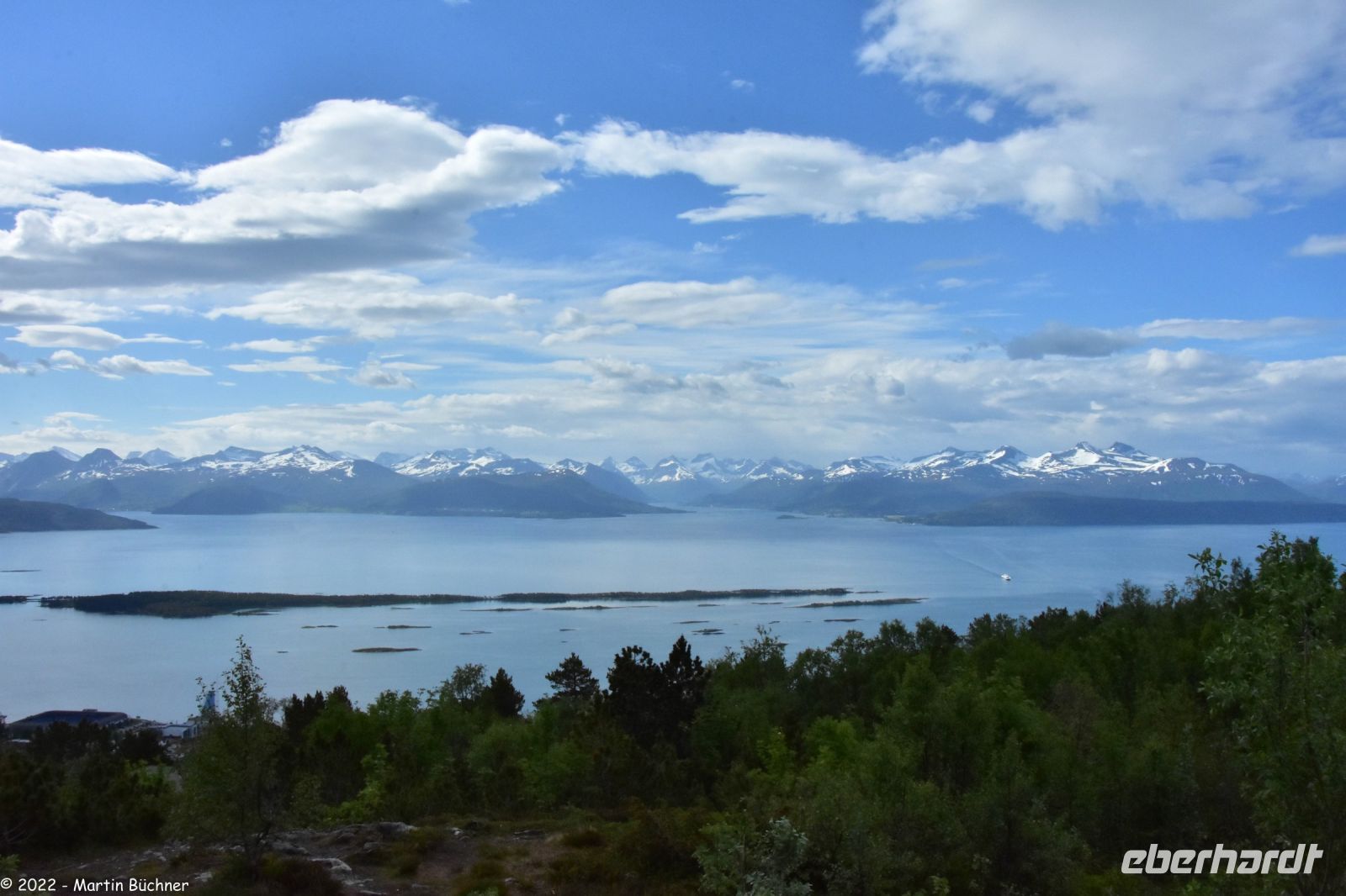 Moldepanorama vom Hausberg Varden - 222 schneebedeckte 