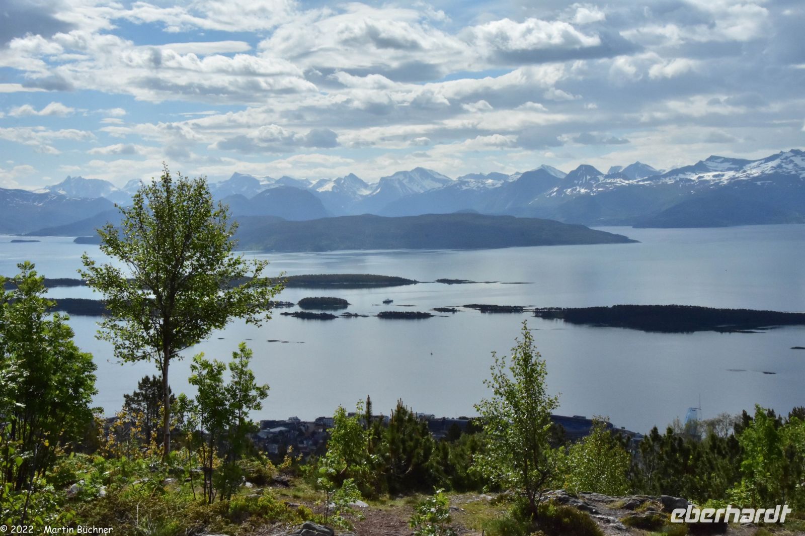 Moldepanorama vom Hausberg Varden - 222 schneebedeckte 