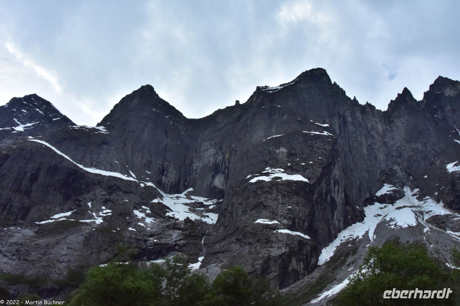 Trollveggen - die Trollwand - Höhenunterschied ca. 1.700 m