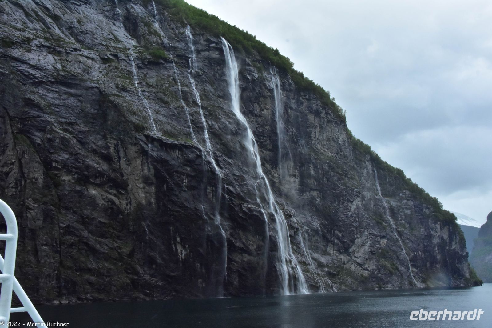 Geirangerfjord - Die Sieben Schwestern (Wasserfälle)
