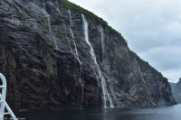 Geirangerfjord - Die Sieben Schwestern (Wasserfälle)