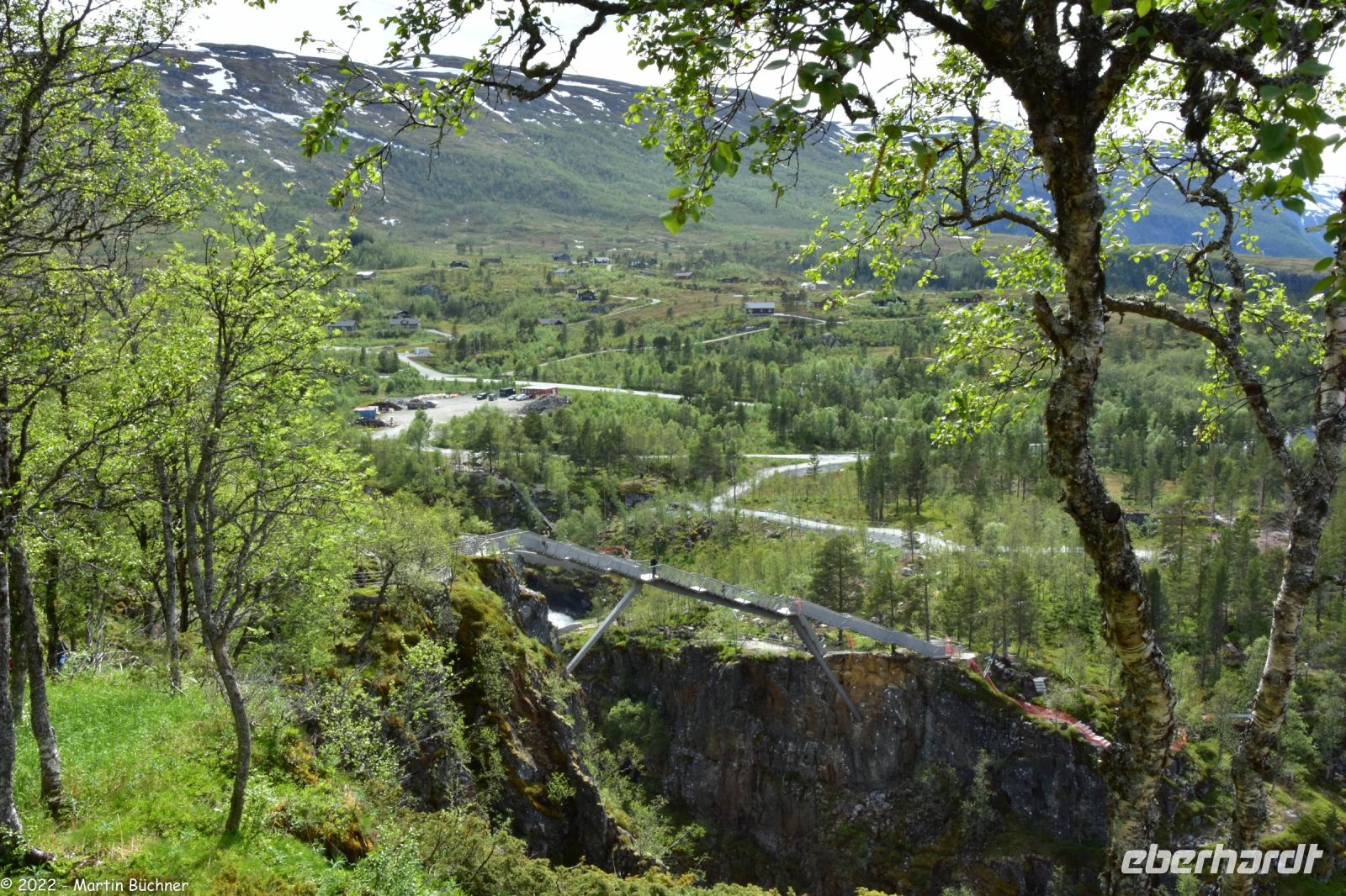 Vøringsfossen im Måbødalen - neue Fußgängerbrücke (in Y-Form) und neue Aussichtsplattformen