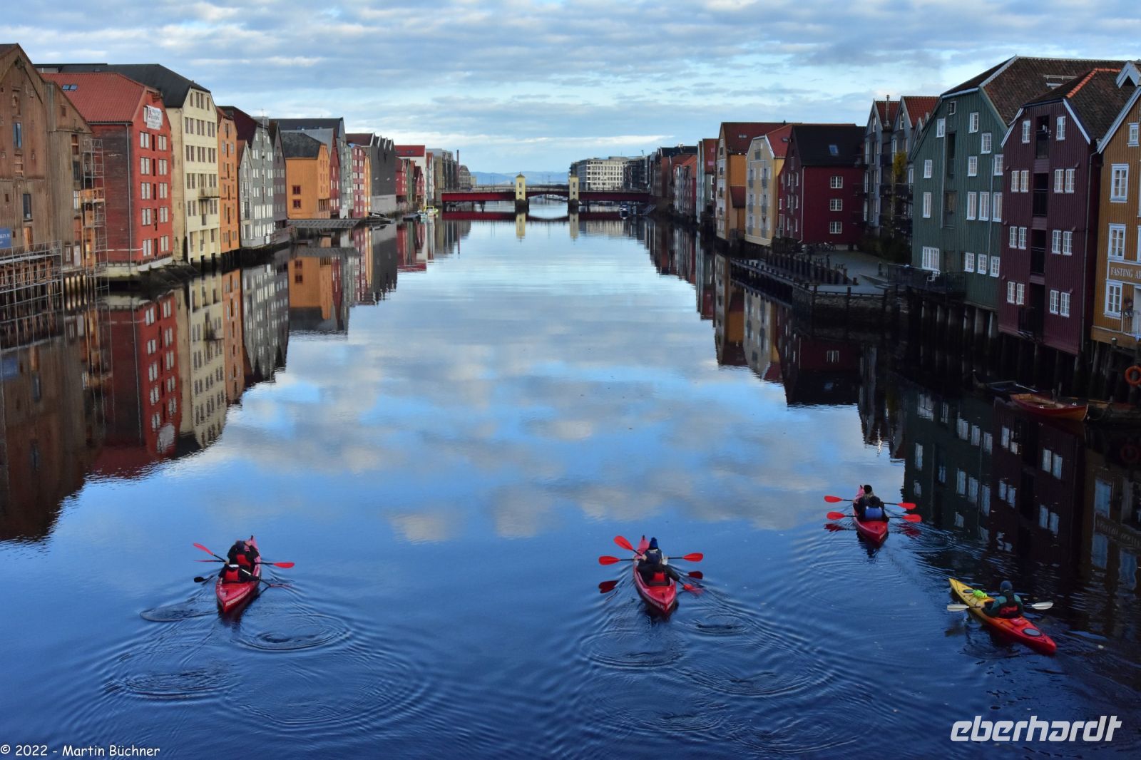 Fluss Nid (Nidelv) in Trondheim - hier paddeln Hurtigruten-Gäste