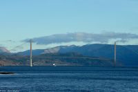 Helgelandskysten-Schrägseilbrücke über den Leirfjord in der Nähe des Ortes Sandnessjøen