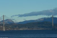 Helgelandskysten-Schrägseilbrücke über den Leirfjord in der Nähe des Ortes Sandnessjøen