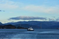 Helgelandskysten-Schrägseilbrücke über den Leirfjord in der Nähe des Ortes Sandnessjøen