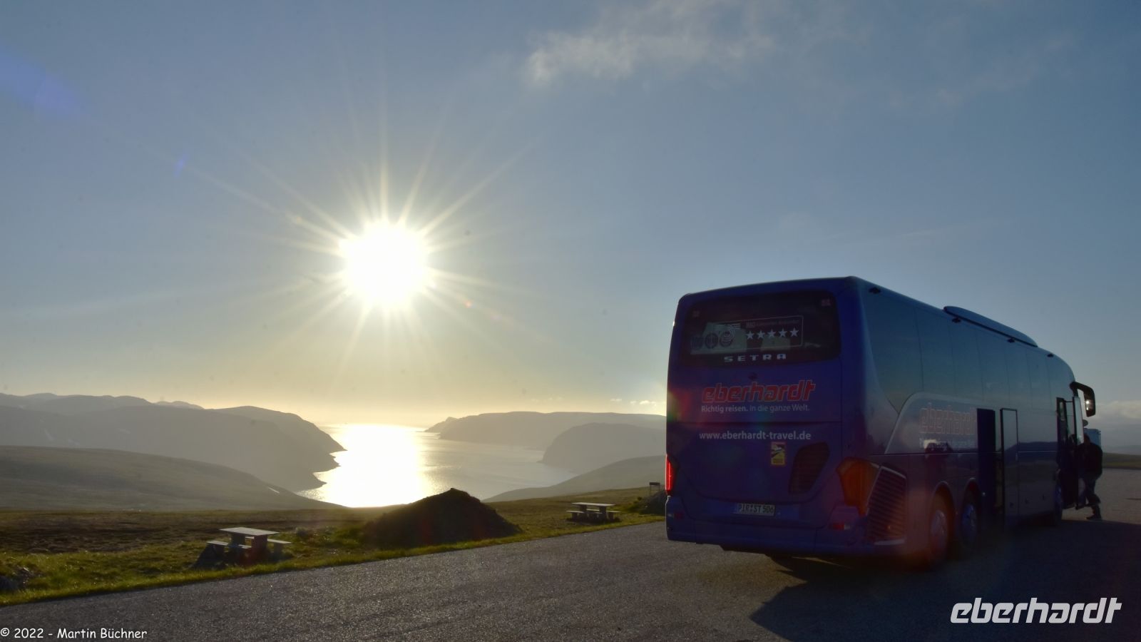 Aussichtspunkt am Tufjord - rechts davon liegt die Nordkapp-Halbinsel