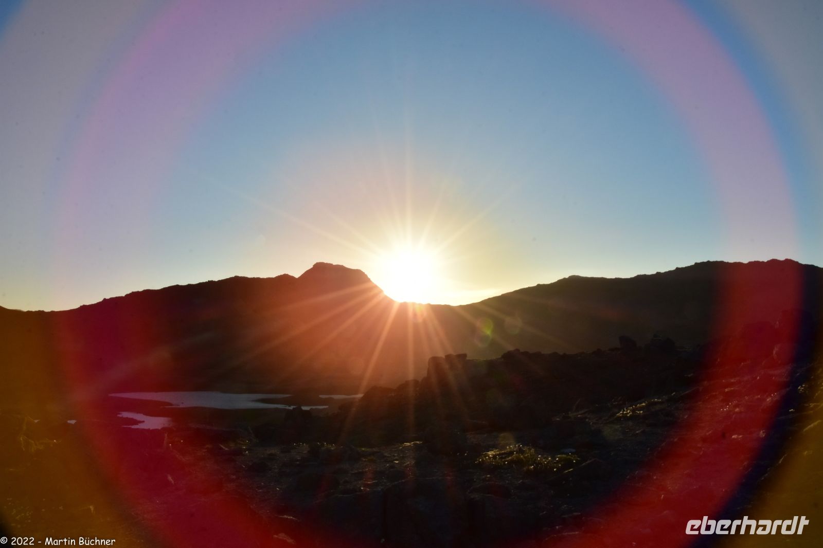 Mitternachtssonne auf der Insel Margerøya - Unser Hotel am Nordkapp