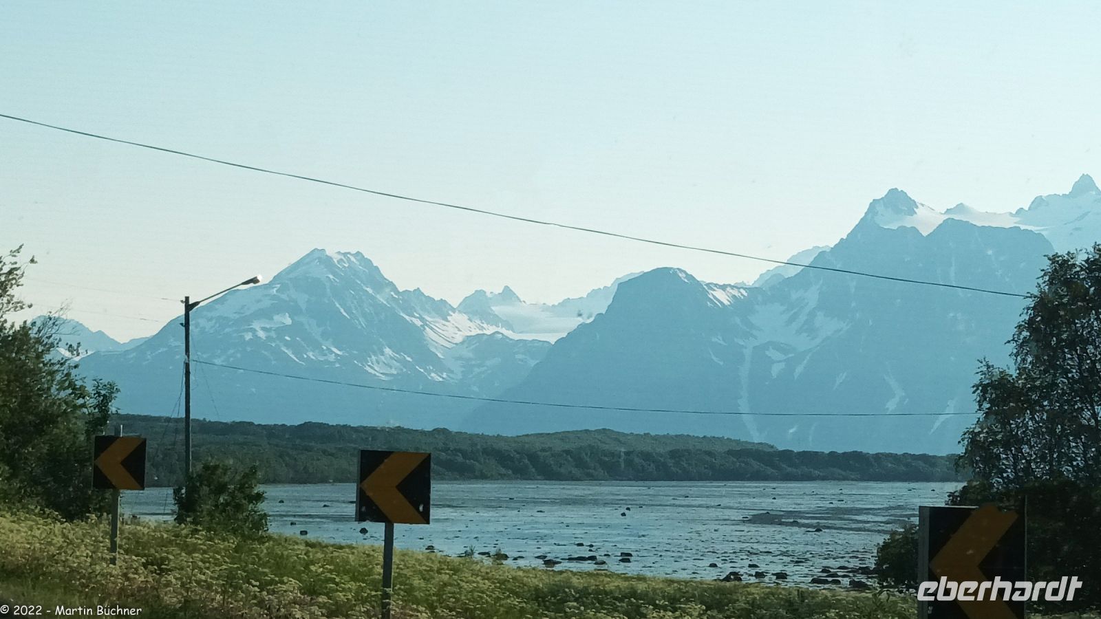 Lyngen auch Lyngenfjord genannt, mit den Lyngen-Alpen und ihren vielen Gletschern