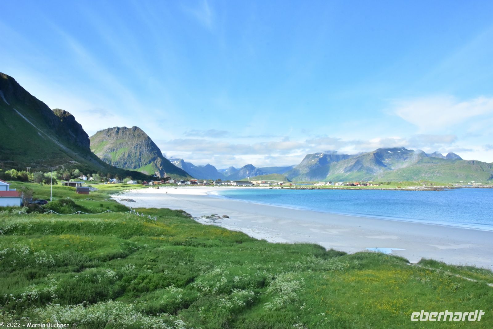 Flakstadøya - Sandstrand von Ramberg