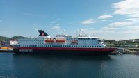Bodø - Hauptort der Nordland fylke - Nordwärtsgehendes Hurtigrutenschiff (Postschiff) M/S Nordnorge