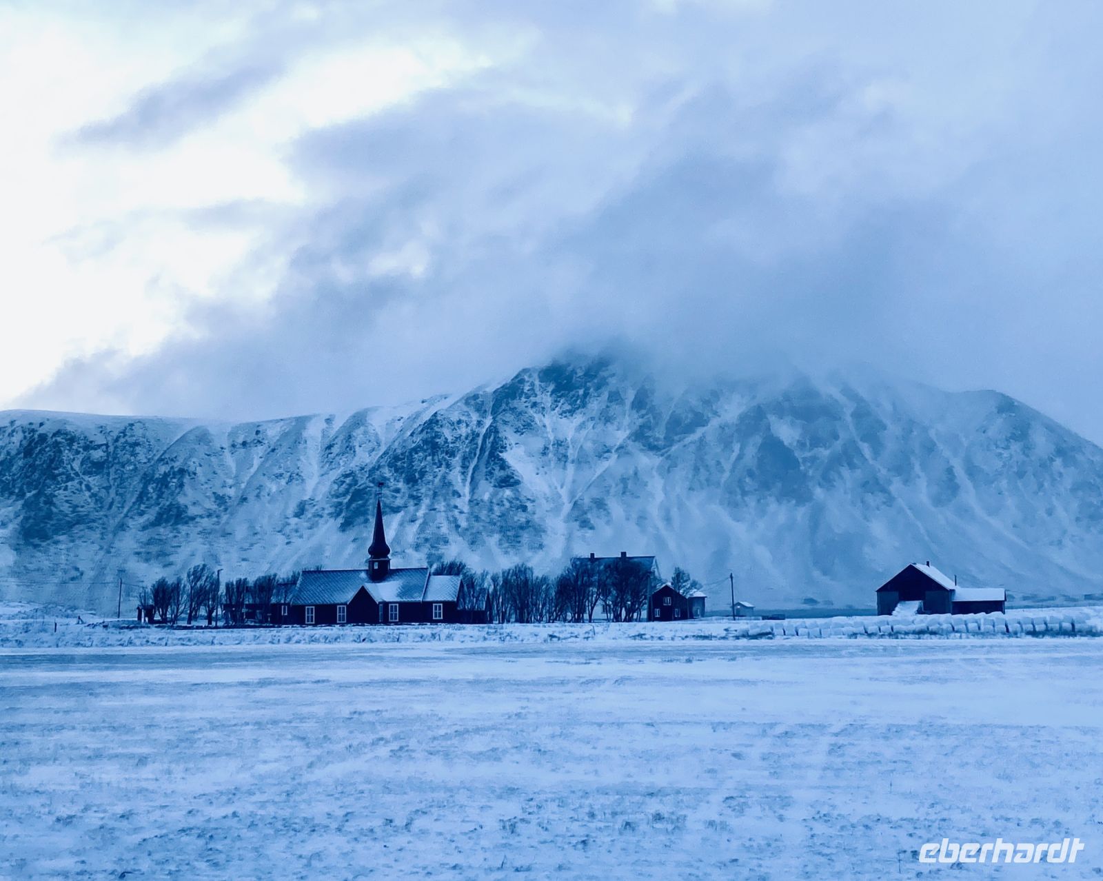 Tag 3 - Kirche von Flakstad