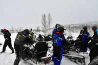 Schneemobilfahrt in den Lyngen-Alpen