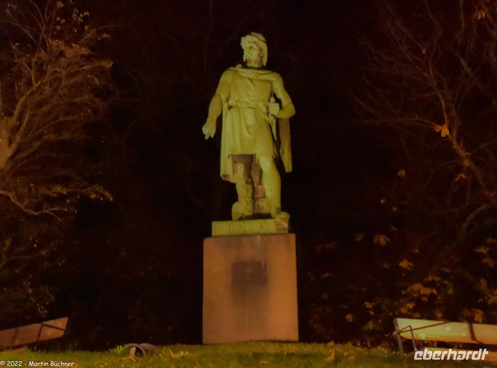 Ålesund - Rollon - Wikinger Rolf - 1. Herzog der Normandie von Frankreich - das gleiche Denkmal findet man auch in Rouen (Normandie)