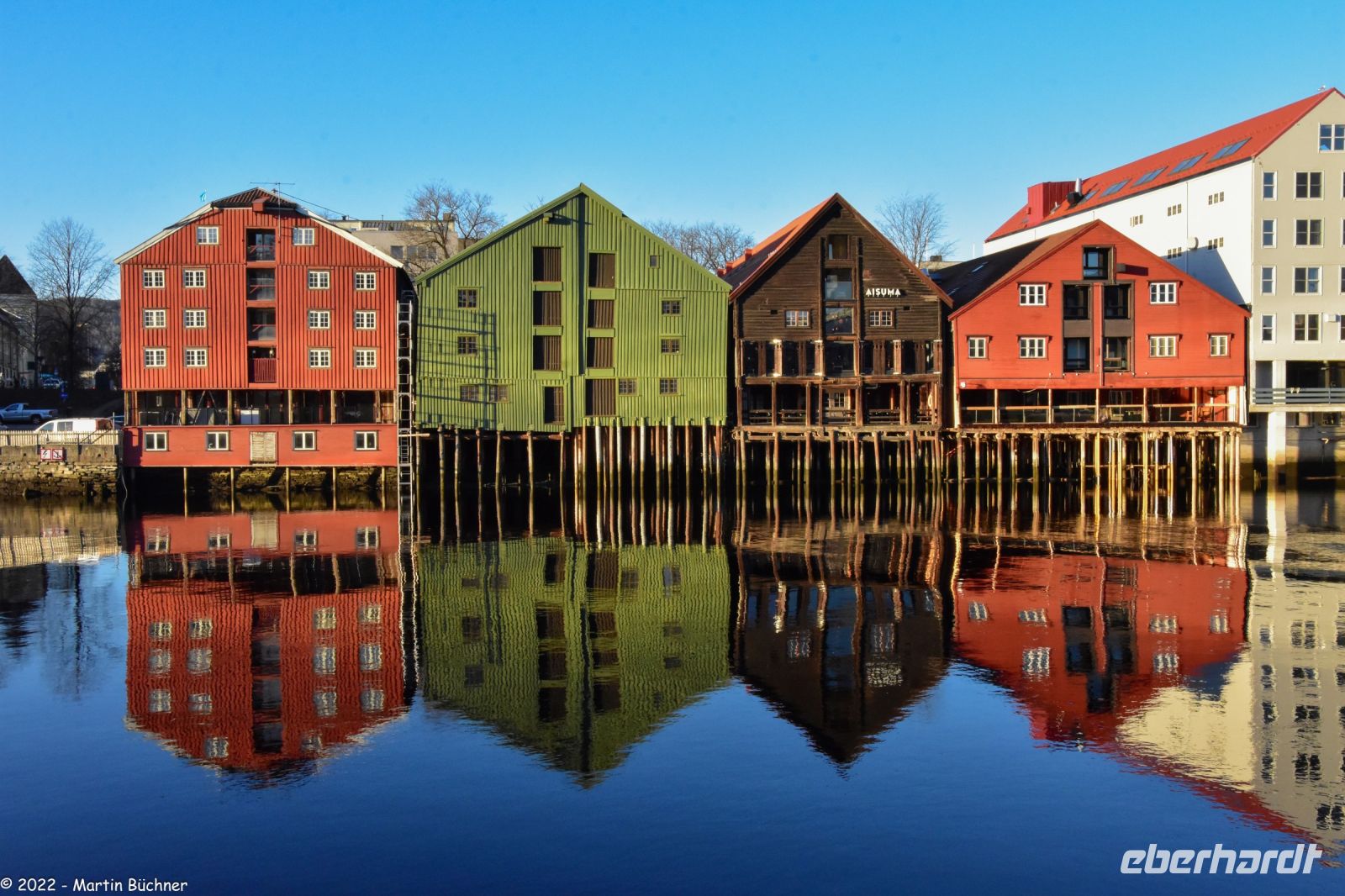 Trondheim - die historischen Speicherhäuser am Fluss Nid (Nidelven)