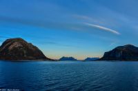Hurtigruten - M/S Trollfjord - unterwegs entlang der Märchenküste Helgeland in der Provinz Nordland