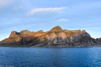 Hurtigruten - M/S Trollfjord - unterwegs entlang der Märchenküste Helgeland in der Provinz Nordland