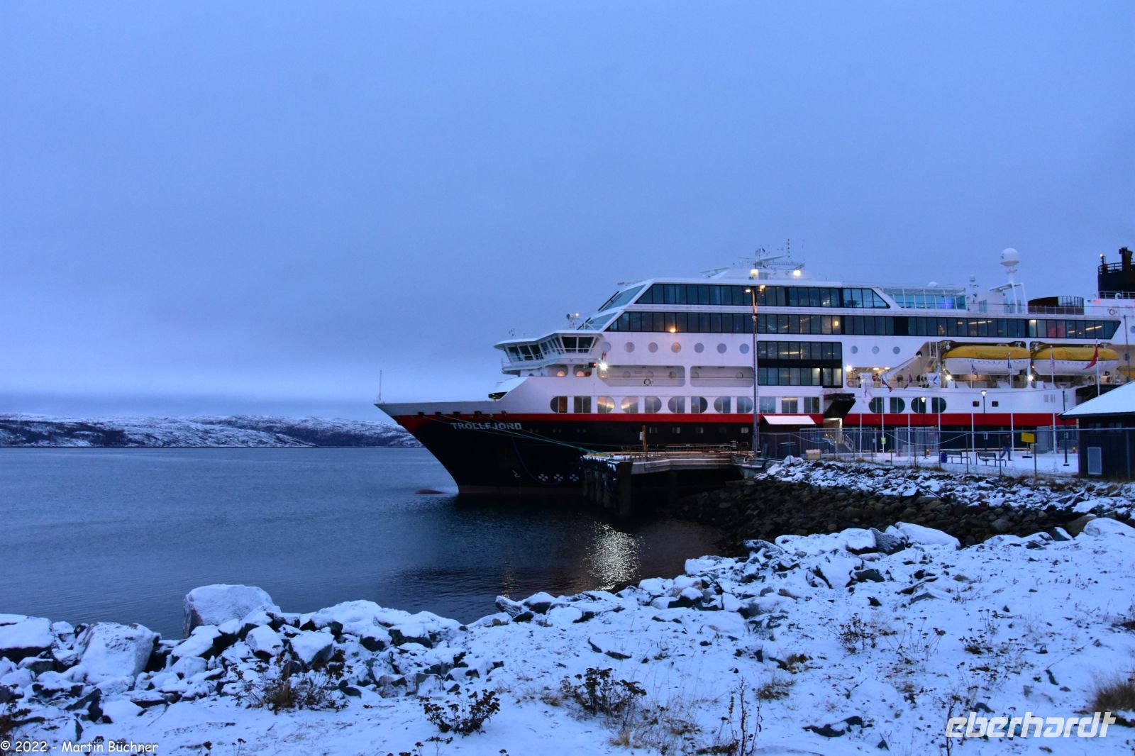 Kirkenes in der Polarnacht - geographischer Wendepunkt der Reise - es ca. 10.00 Uhr morgens
