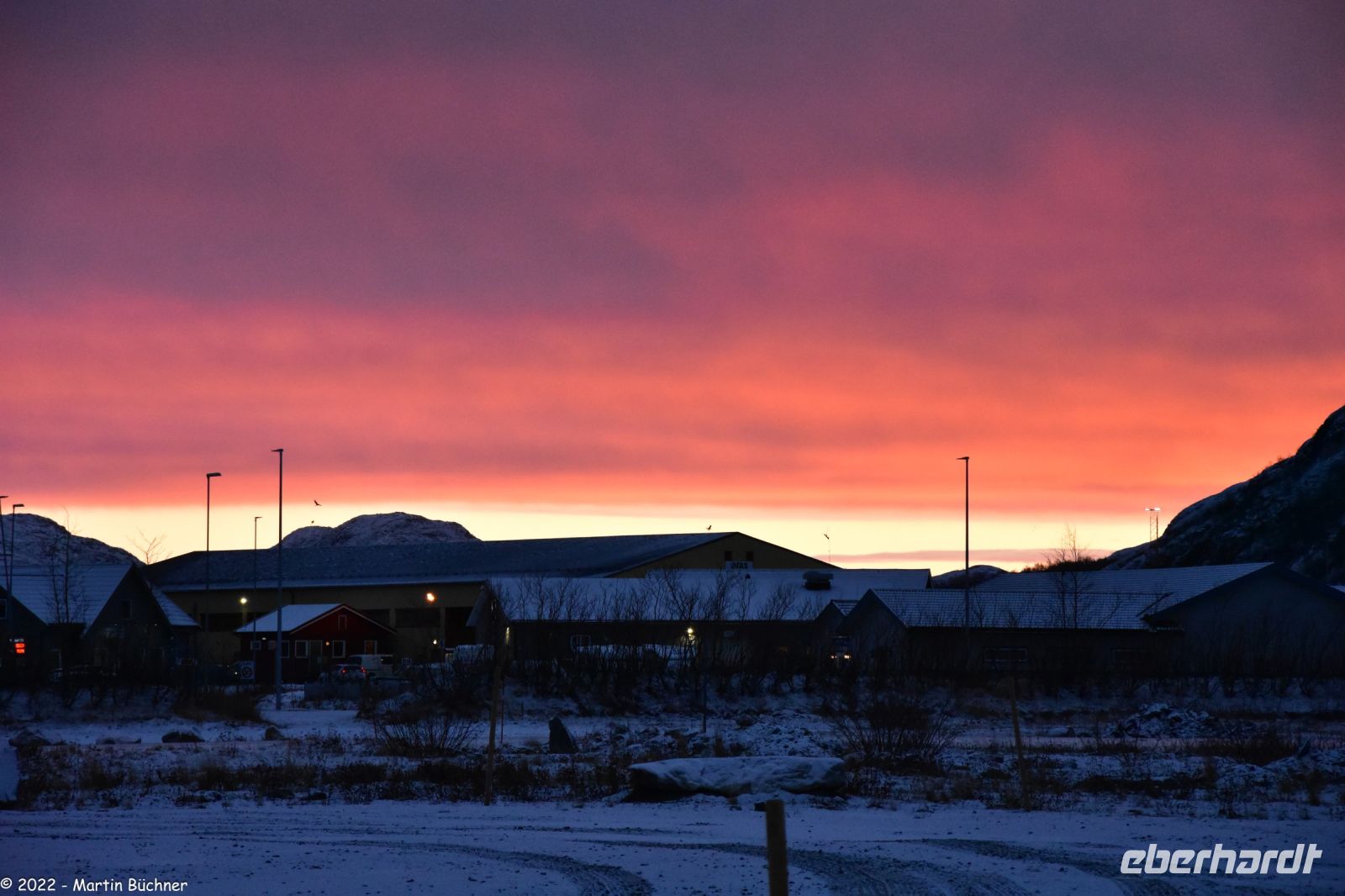 Kirkenes in der Polarnacht - geographischer Wendepunkt der Reise - es ca. 10.00 Uhr morgens