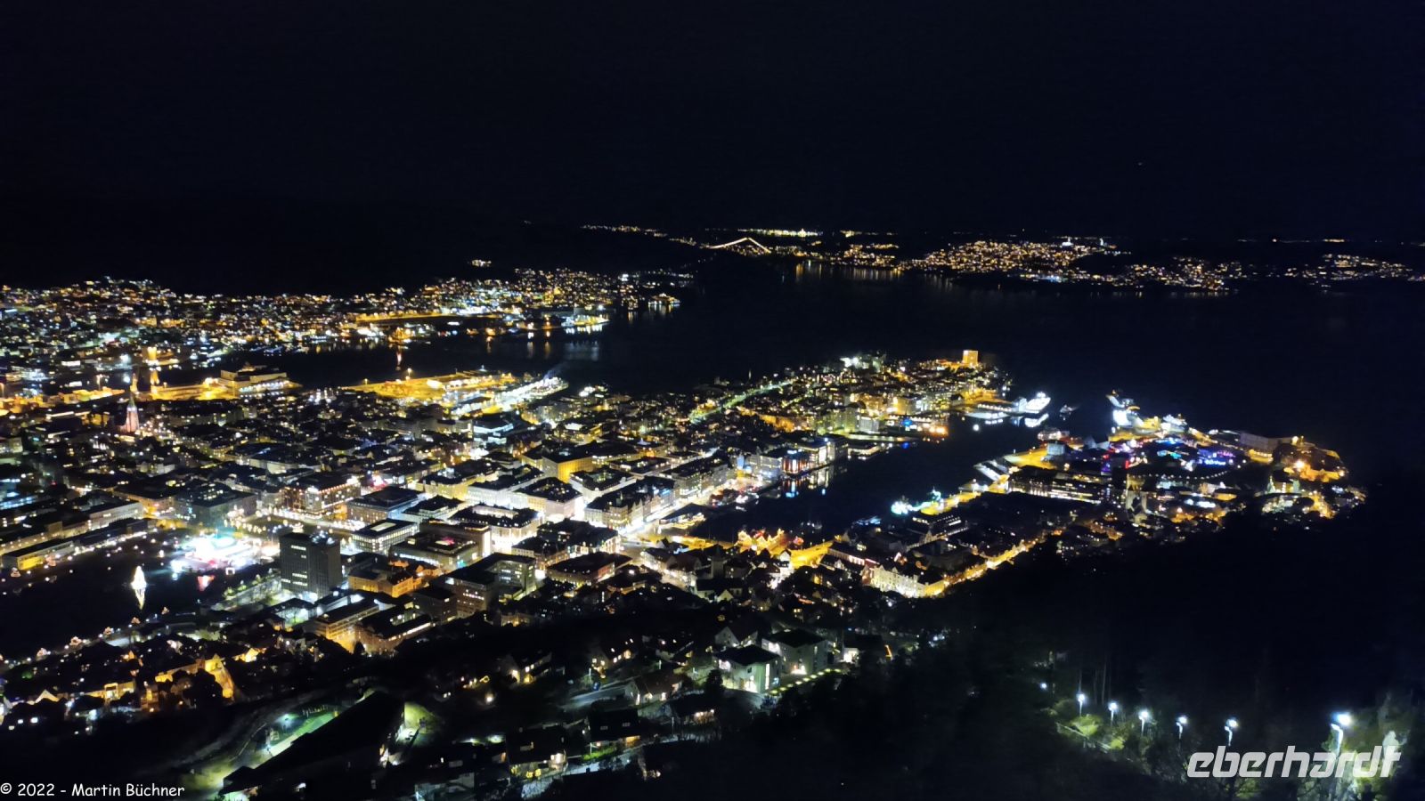 Hausberg Fløyen - Blick auf Bergen
