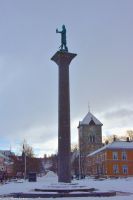 Trondheim - Torget - mit der Olav Tryggvason Säule, dem Wikinger Stadtgründer