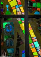 Tromsø - Eismeerkathedrale - Buntglasfenster - verstecktes Symbol - Es ist 5 Minuten vor 12