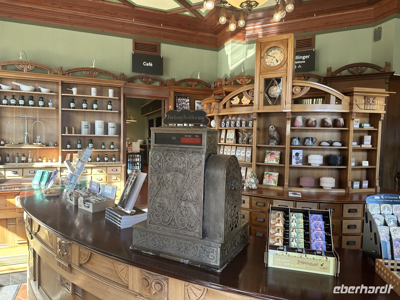 Hurtigruten - Alesund - Jugendstilzentrum in der alten Apotheke 