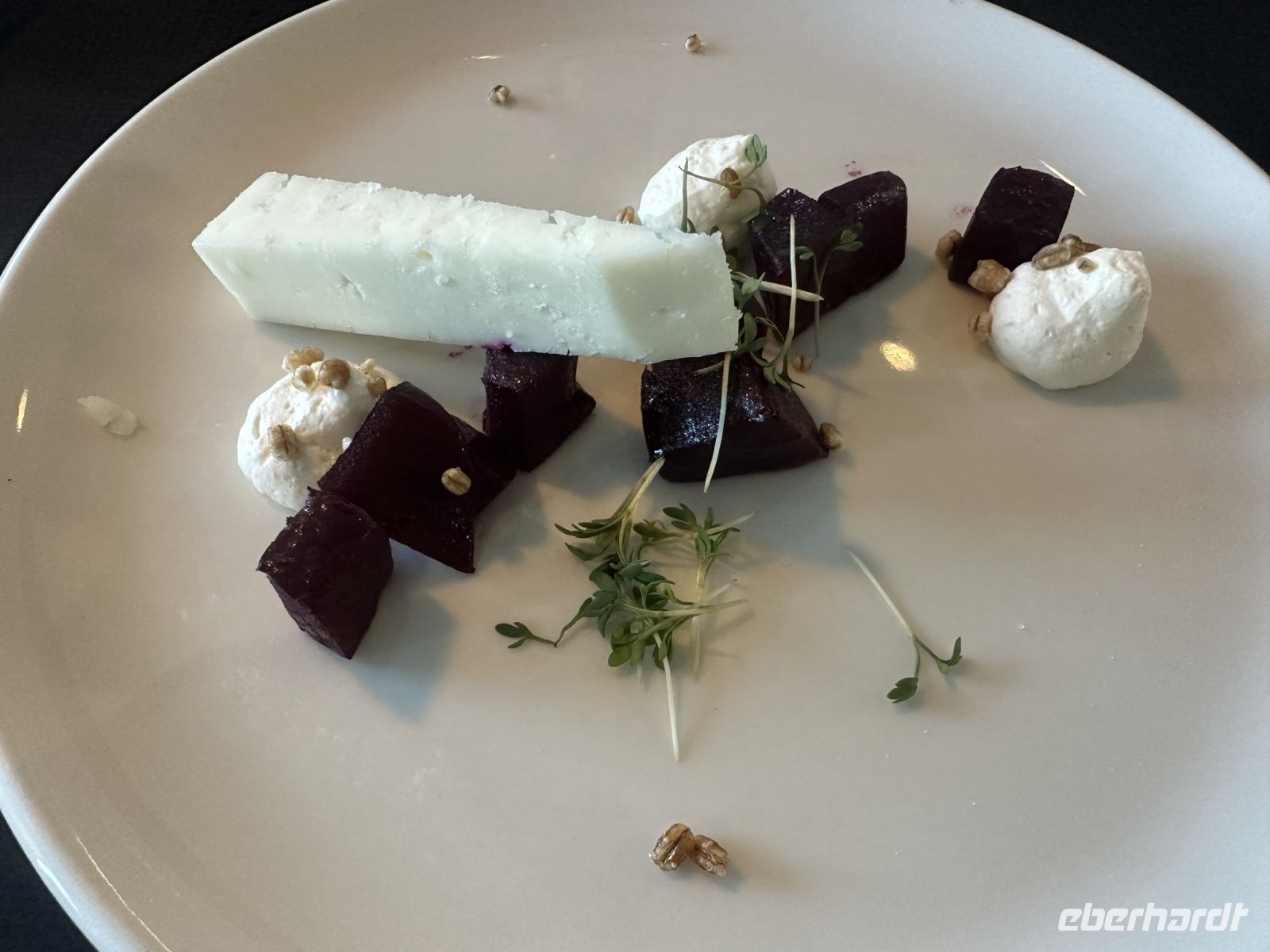 Hurtigruten - MS Nordnorge - Abendessen - Vorspeise - Rüben mit Ziegenkäse 