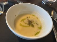 MS Nordnorge - Abendessen - Vorspeise - Überbackene Selleriesuppe mit geschmortem arktischen Zicklein 