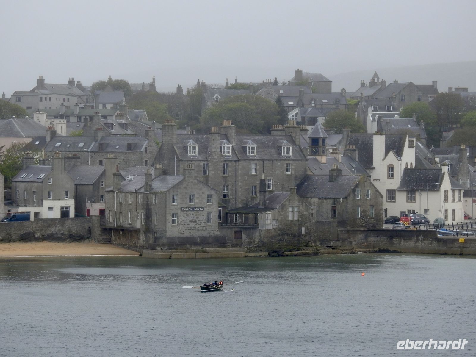 Stadtbild von Lerwick beim Anlegen der MS Spitsbergen