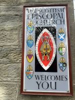 St. Magnus Kirche in Lerwick heißt uns willkommen