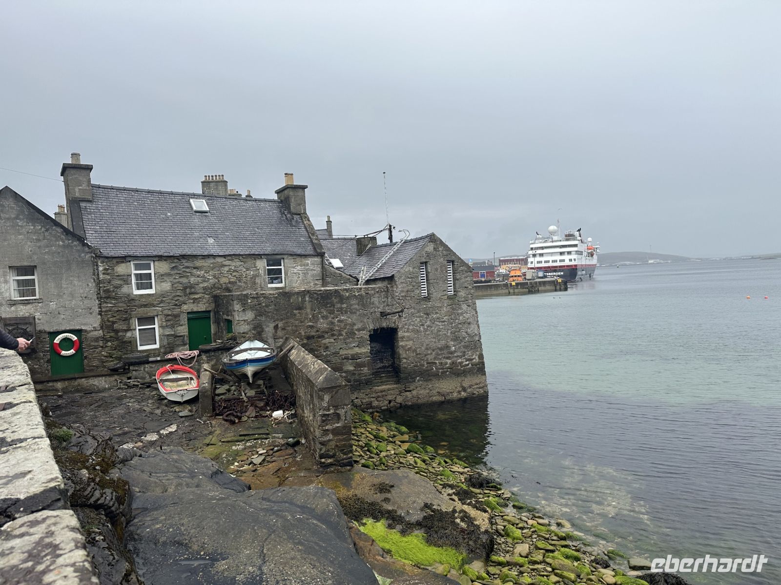 Lodberrie - Haus mit Lagerraum und eigenem Pier - Filmkulisse für die Krimireihe Mord auf Shetland