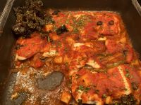 zum Abendessen gibt es am Buffet Gerichte aus der regionalen Küche zum Beispiel: Bacalao - Fischsuppe