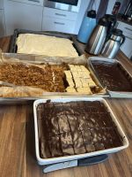 in einem Privathaus in - Elduvik wird Kaffee und Kuchen serviert